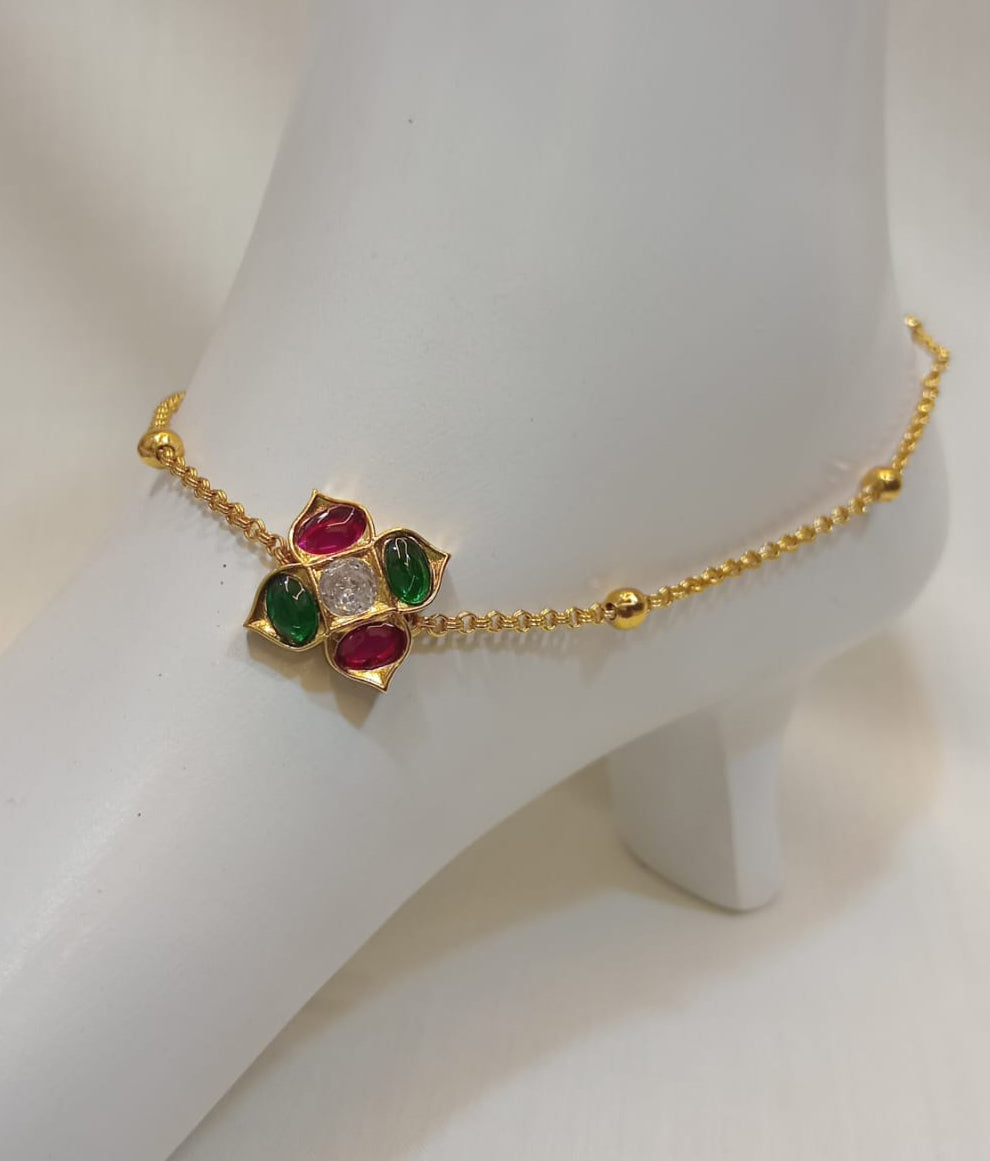 gold-finish-anklet
