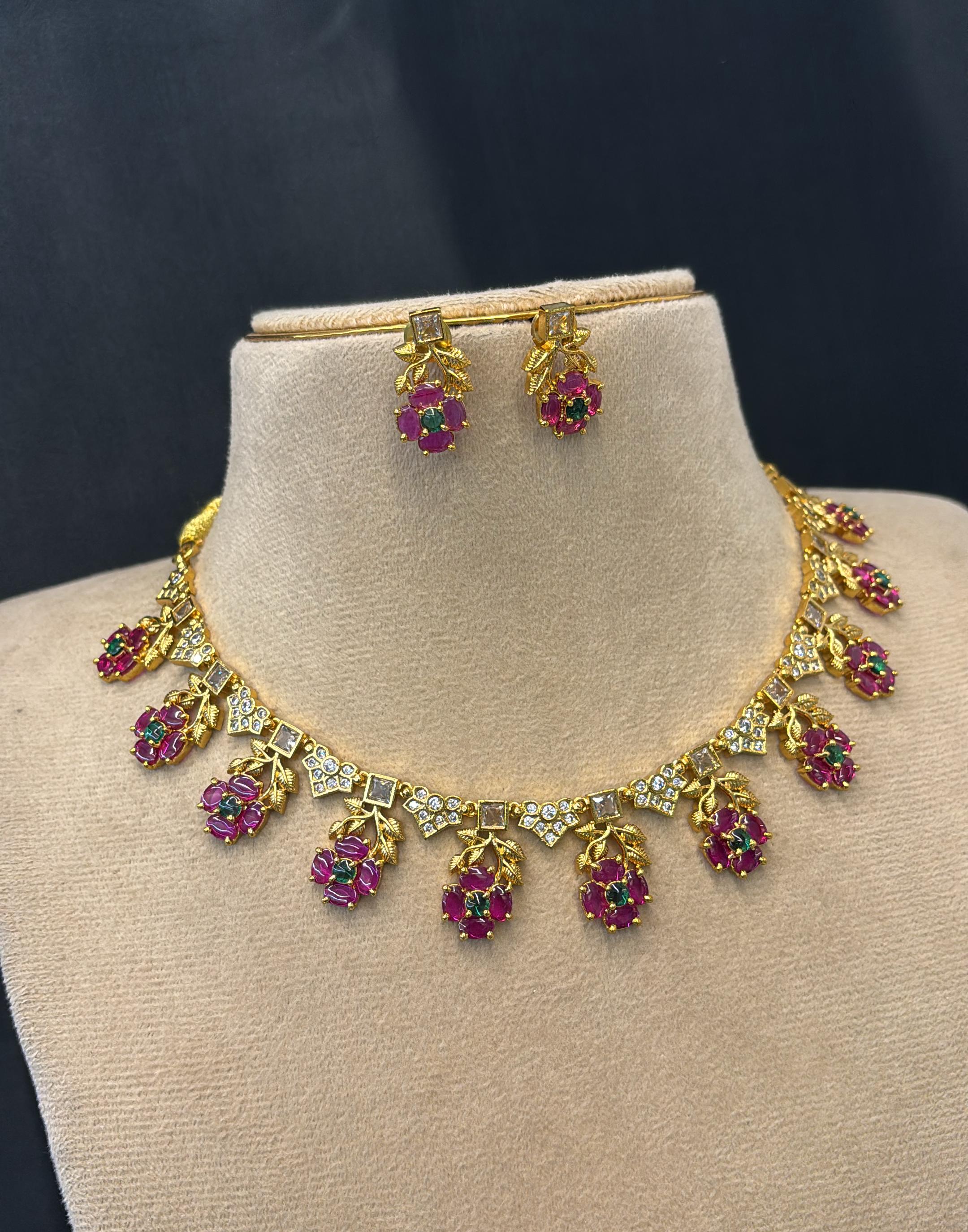 kemp-stone-necklace-set