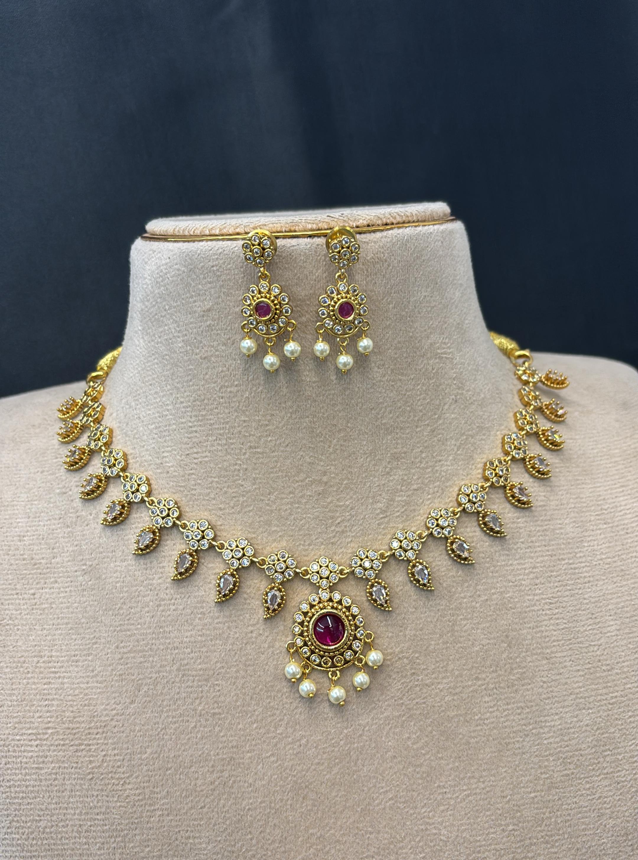 ad-stone-necklace-set