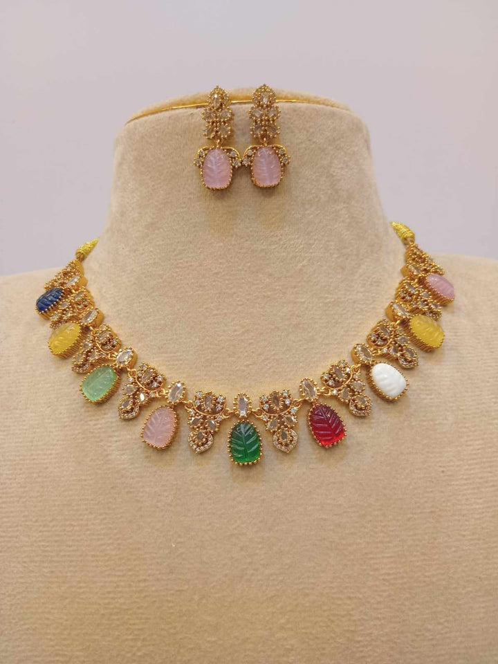 Coral Design Necklace Set