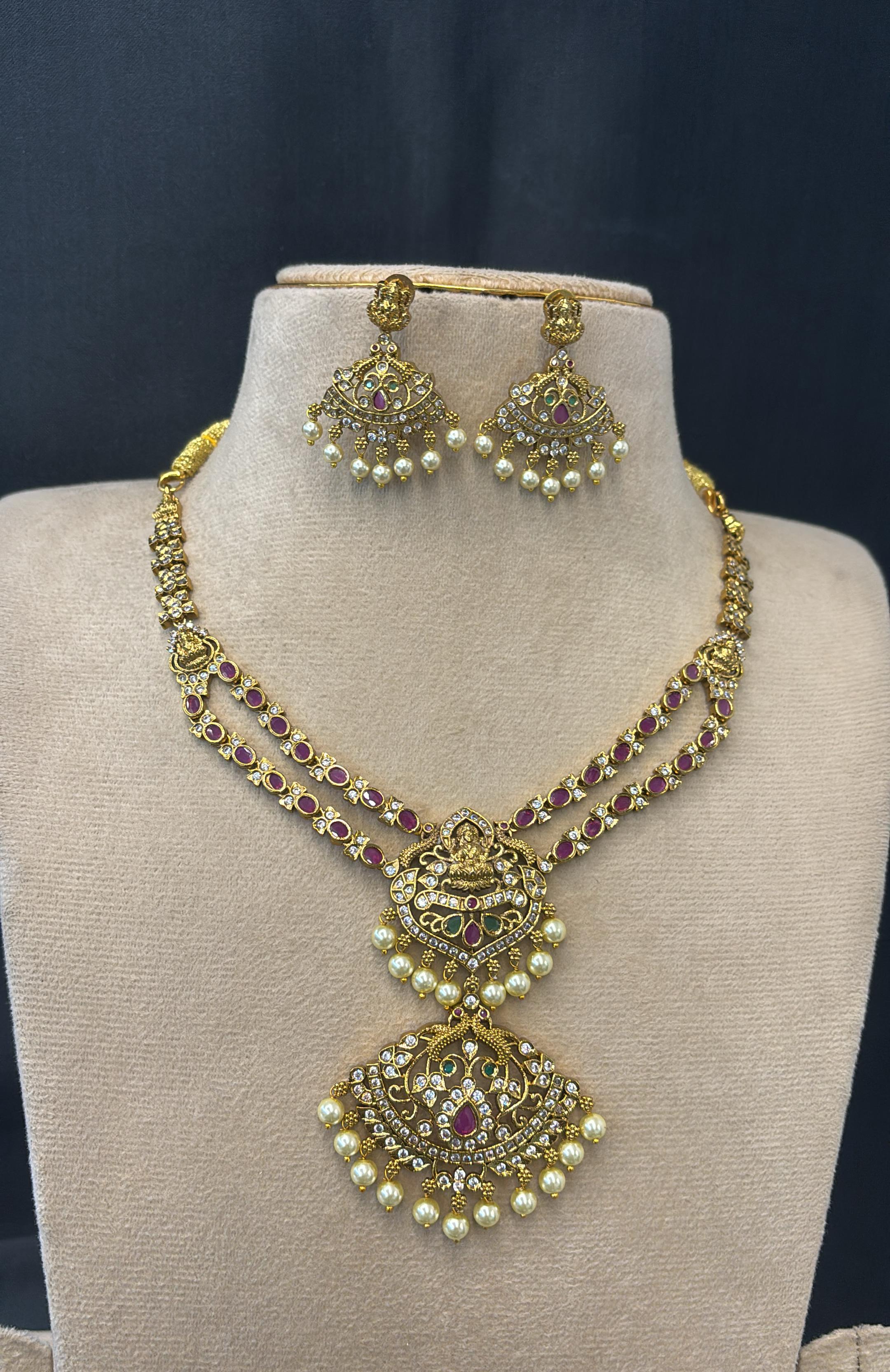 ad-stone-lakshmi-pendant-mid-haram