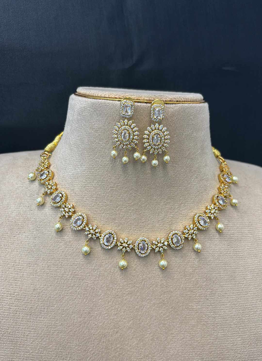 ad-stone-gold-finish-necklace-set