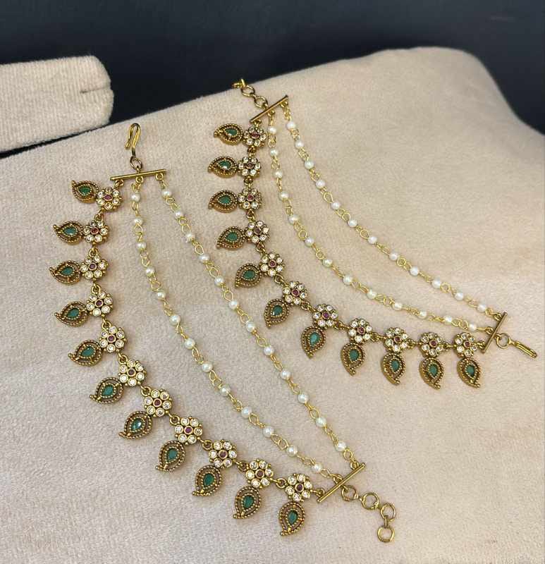 antique-finish-ad-stone-earchain