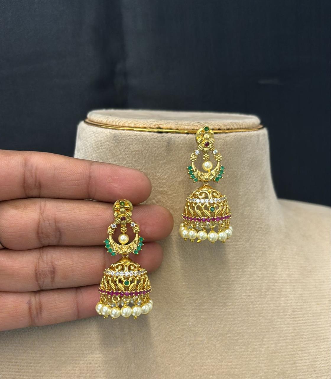matt-finish-ad-stone-earrings