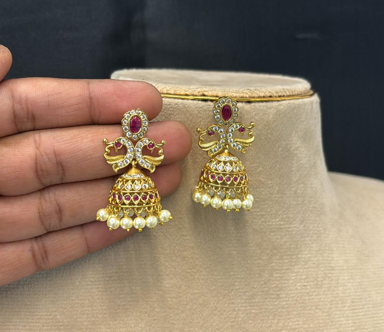 matt-finish-ad-stone-earrings