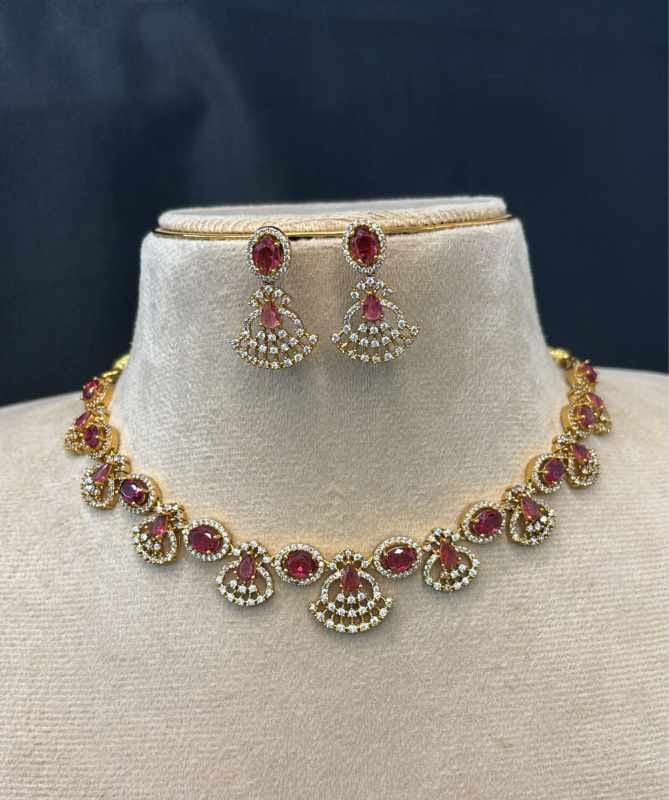 mehndi-polish-ad-stone-necklace-set