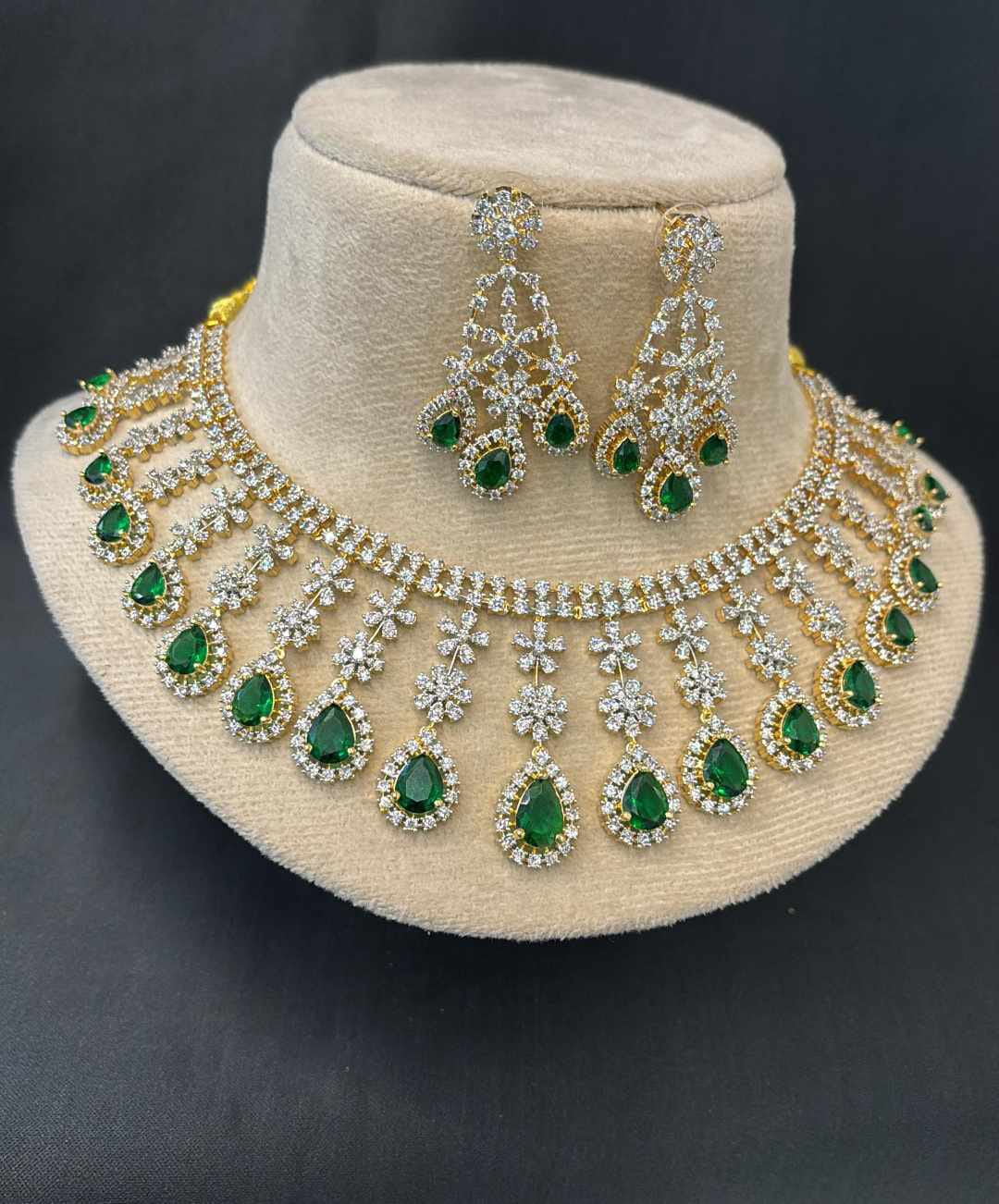 gj-polish-ad-stone-necklace-set