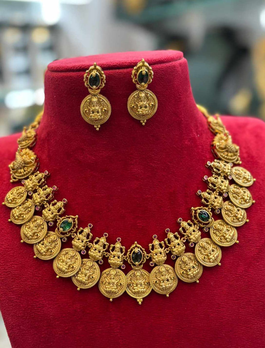matt-finish-lakshmi-kaas-mala-necklace-set