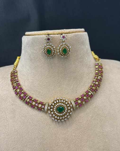 ad-stone-necklace-set