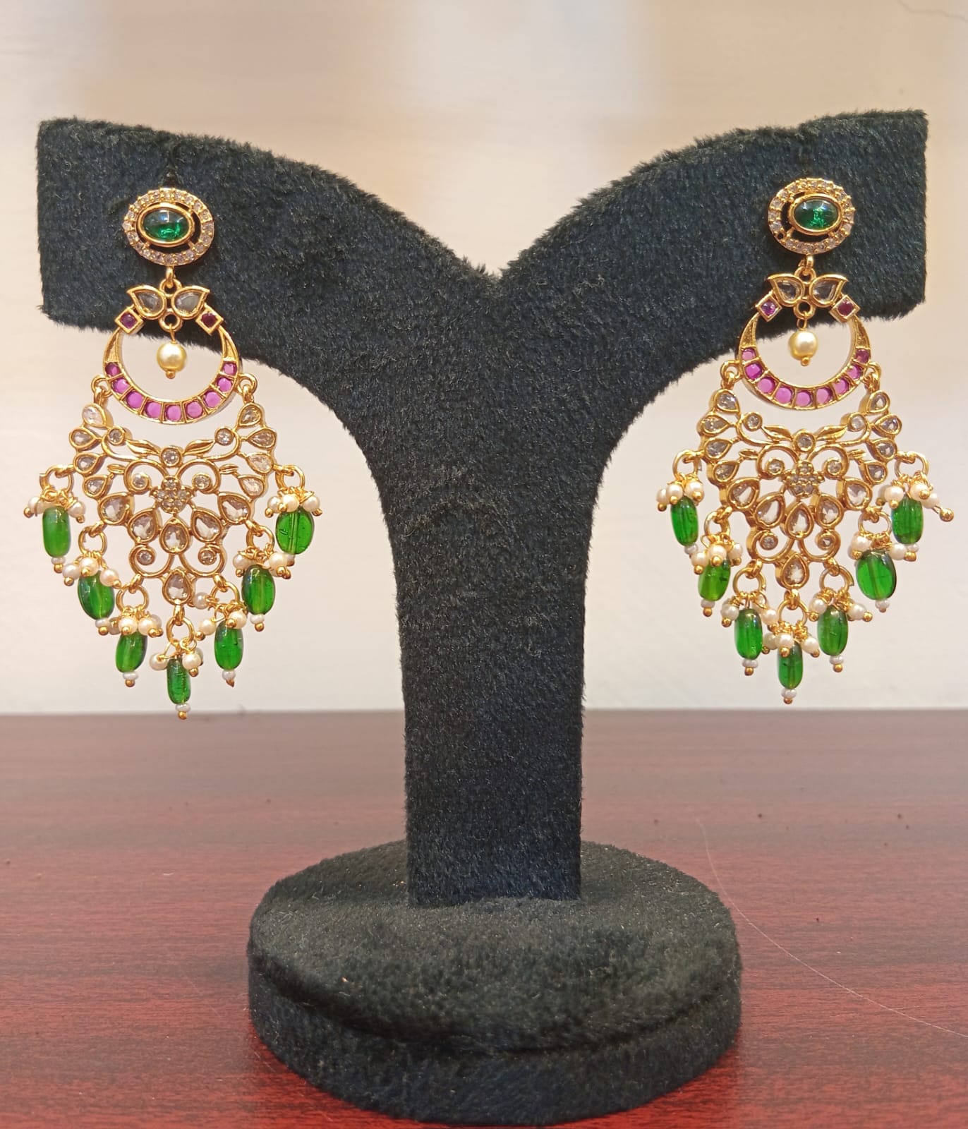 kemp-stone-chandbali-earrings