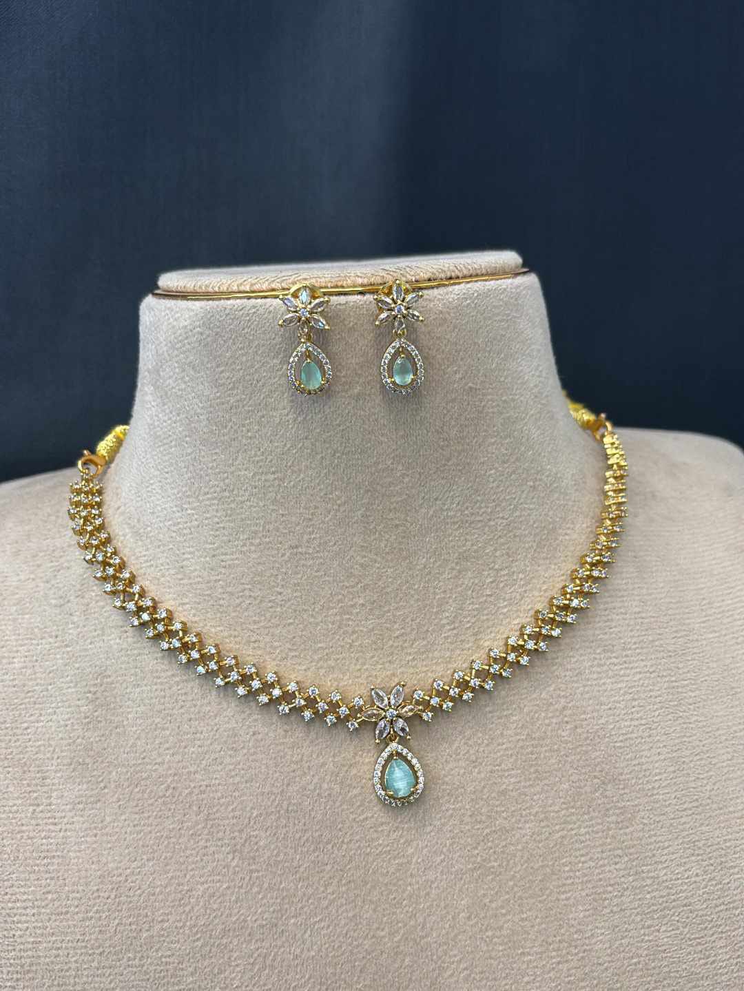 ad-stone-gold-finish-necklace-set
