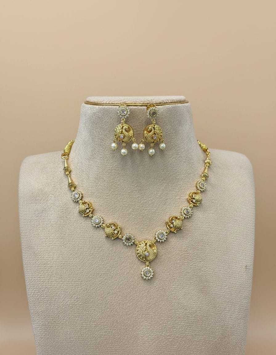 matt-finish-necklace-with-ad-stone