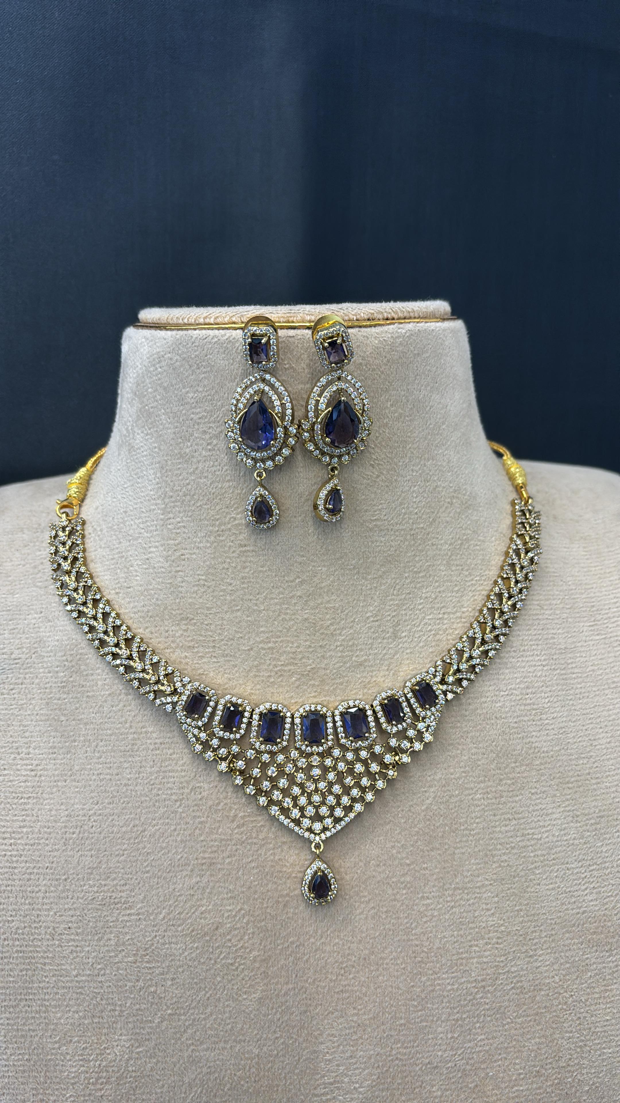 mehndi-polish-ad-stone-necklace-set