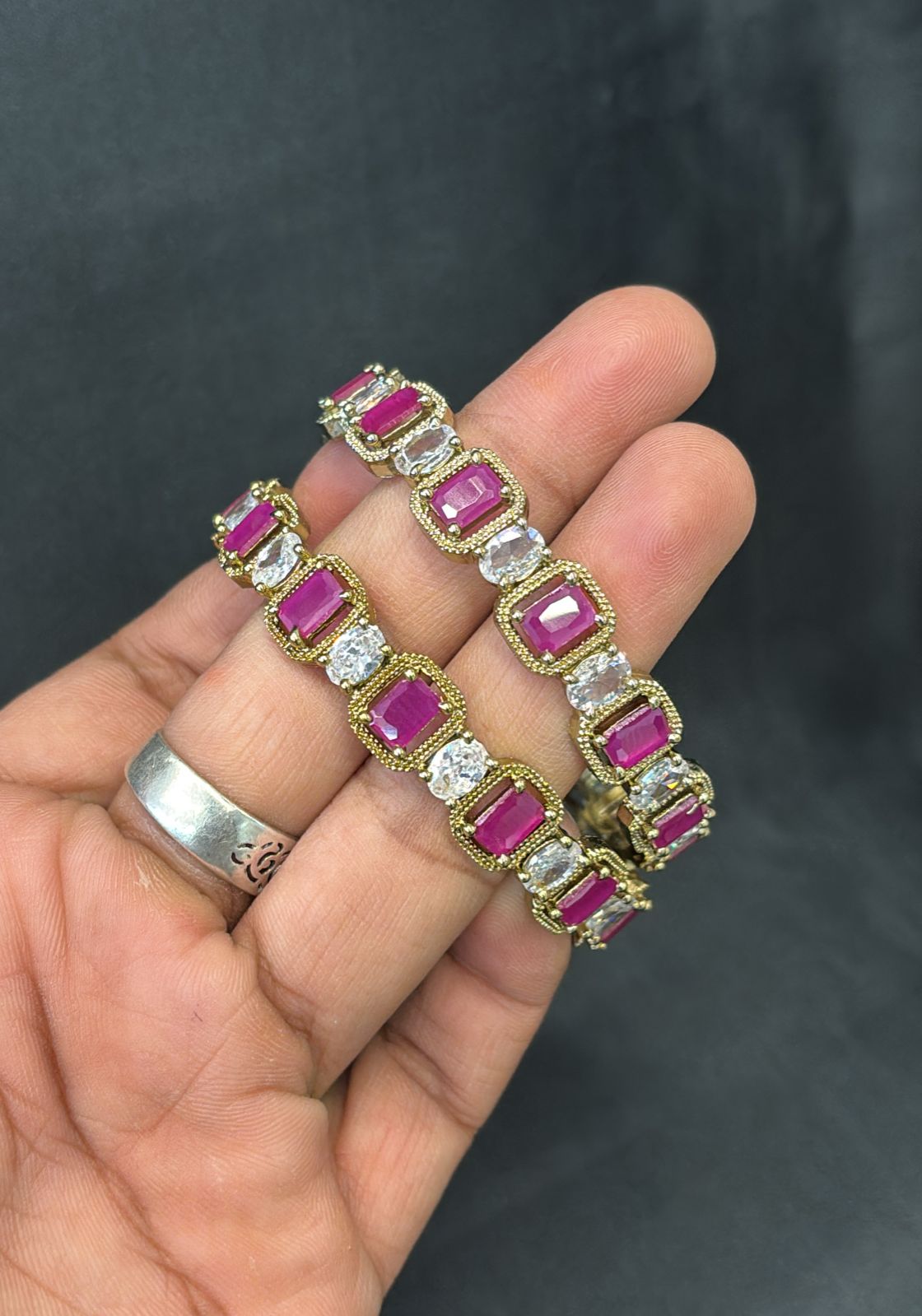 mehndi-polish-ad-stone-bangles