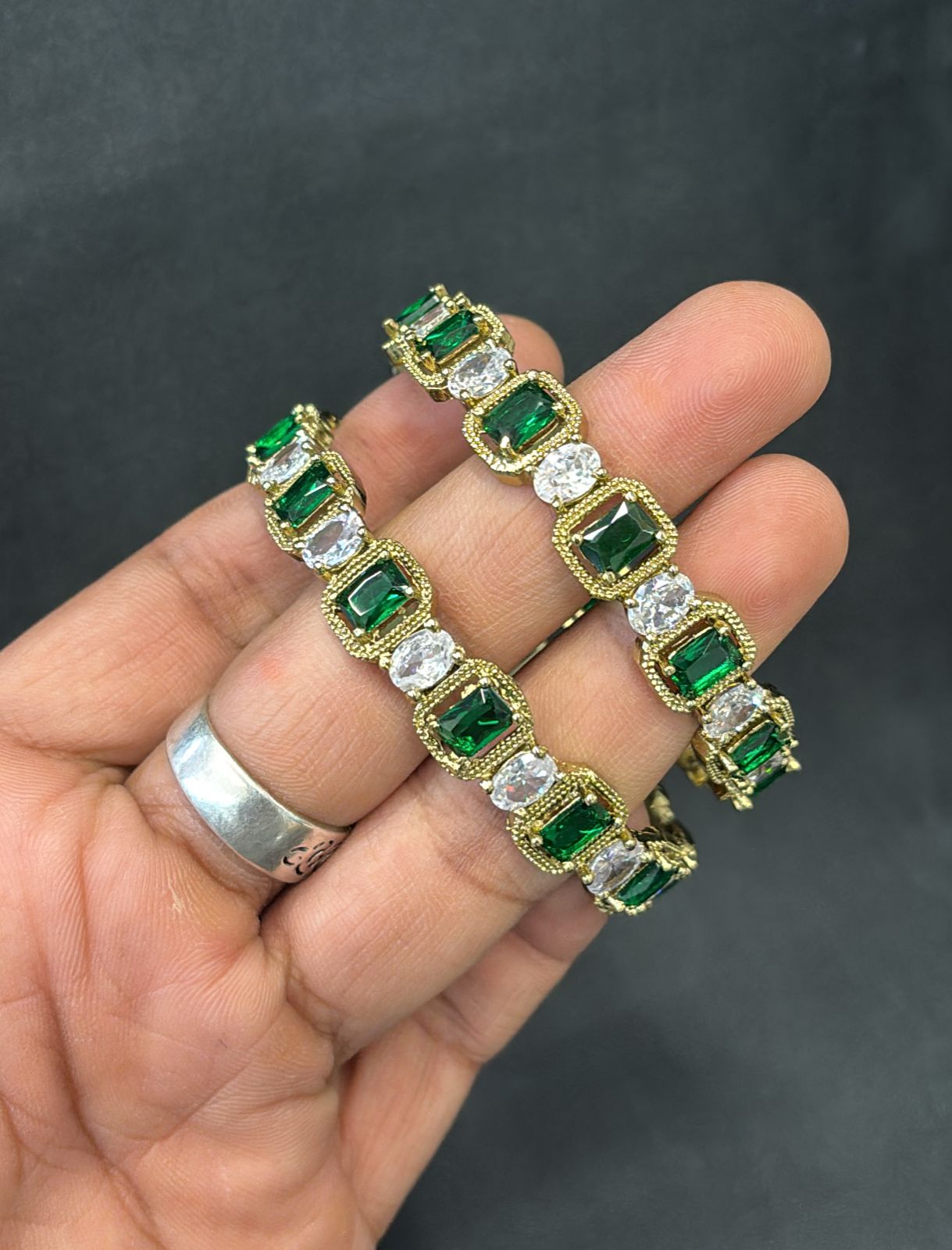 mehndi-polish-ad-stone-bangles