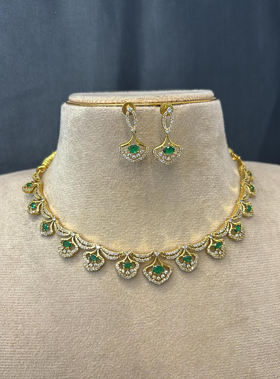 mehndi-polish-ad-stone-necklace-set