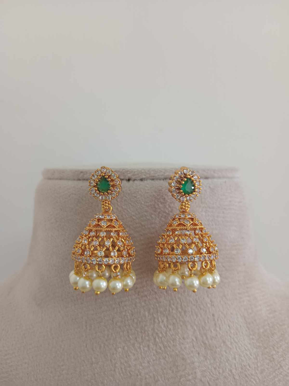 matt-finish-ad-stone-jhumka-earrings