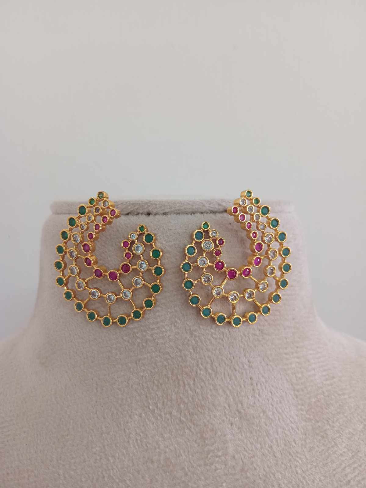 ad-stone-earrings-matt-finish