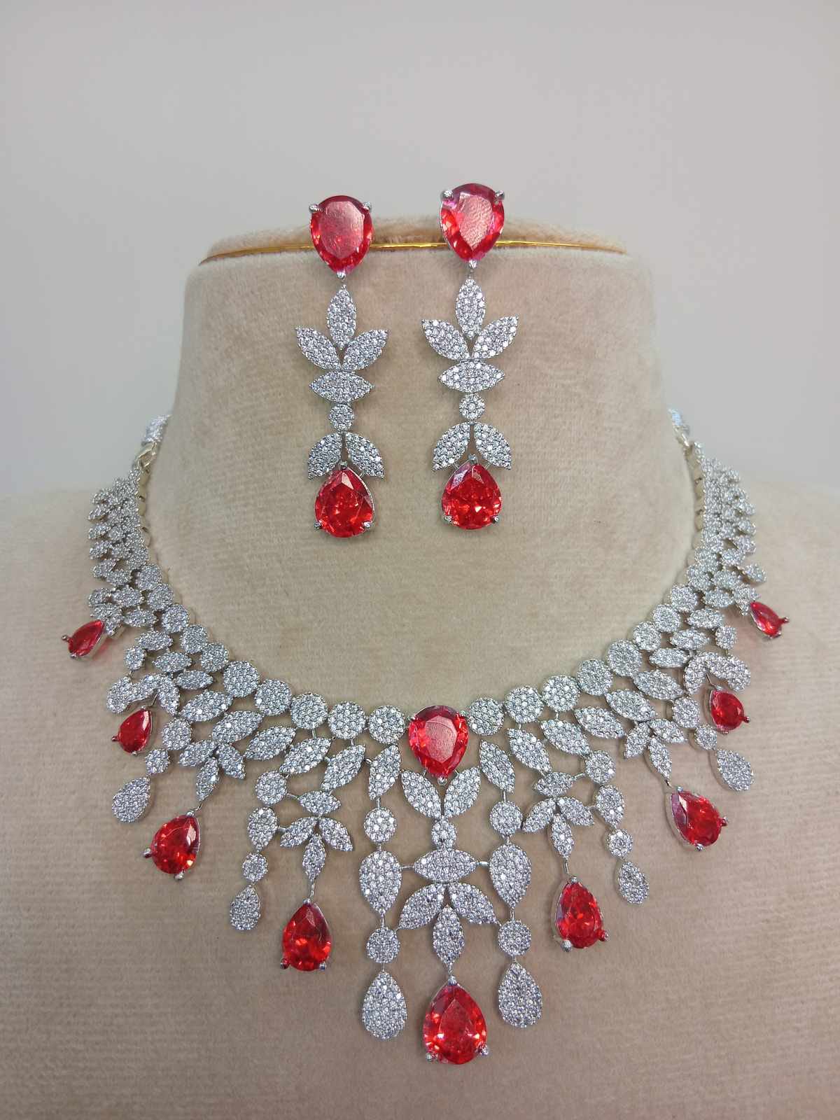 silver-polish-ad-stone-necklace-set