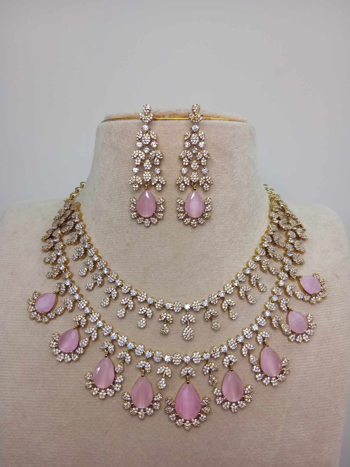mehndi-polish-ad-stone-necklace-set