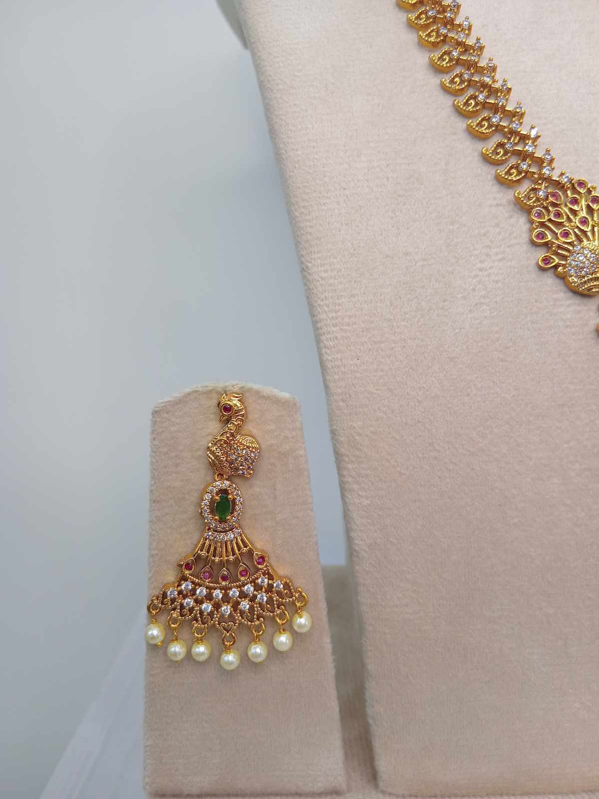 matt-finish-ad-stone-necklace-and-haram-combo-set