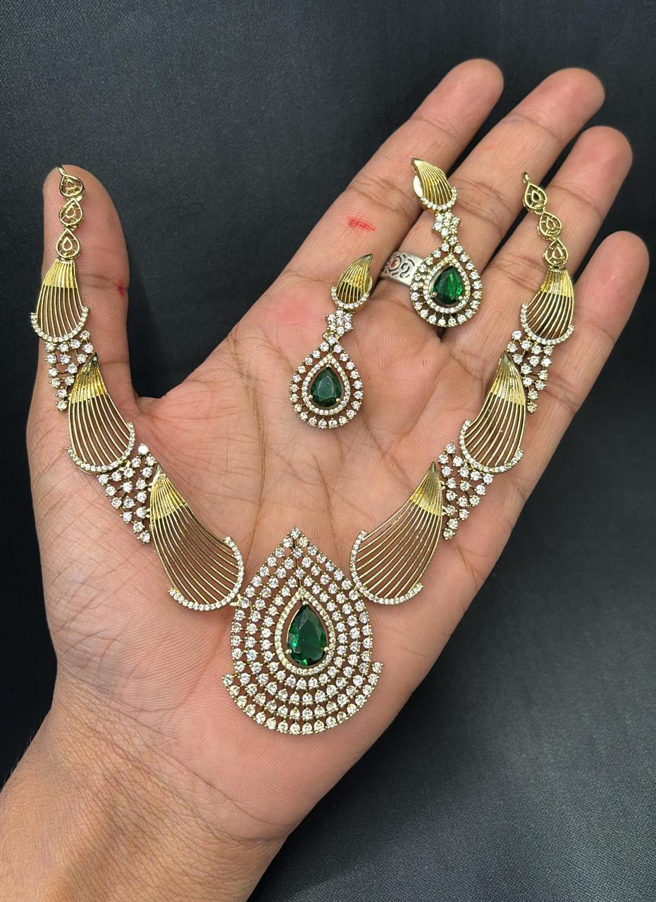 mehndi-polish-ad-stone-necklace-set