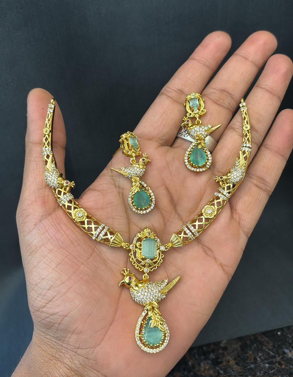 gold-finish-ad-stone-parrot-design-necklace-set