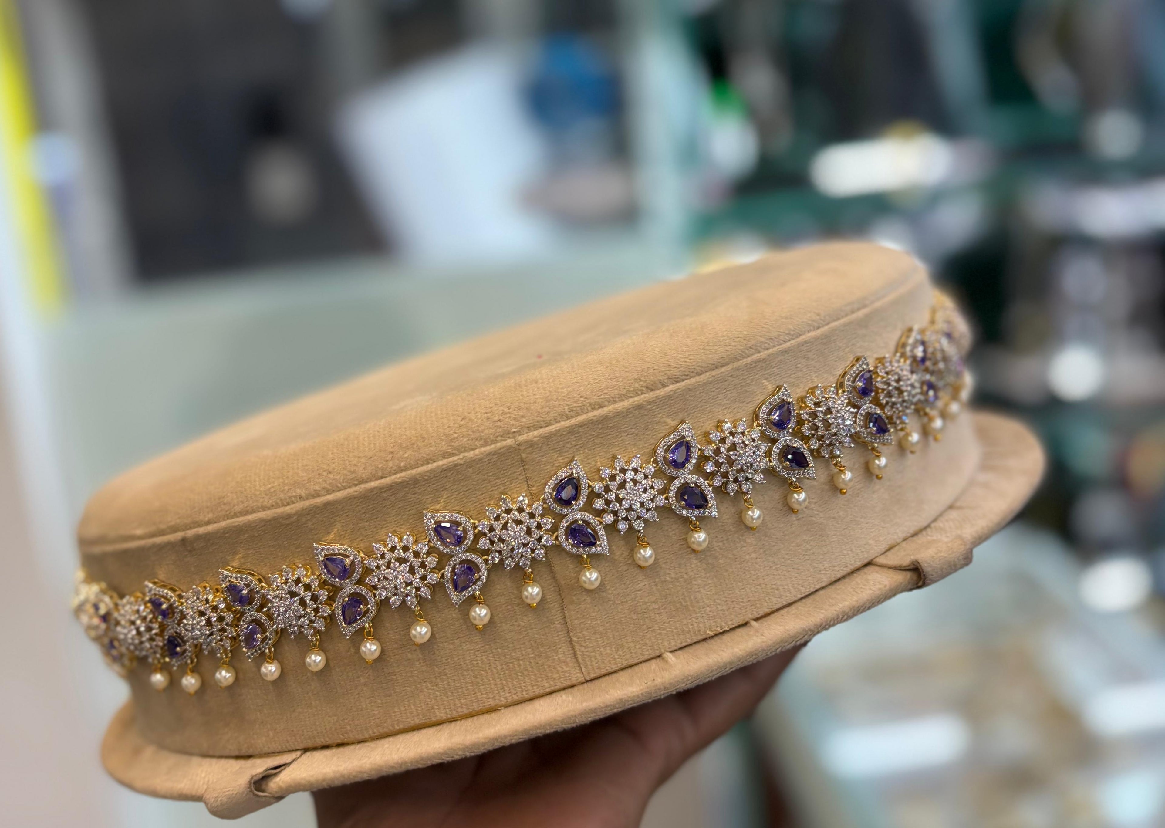 gj-polish-ad-stone-hip-belt