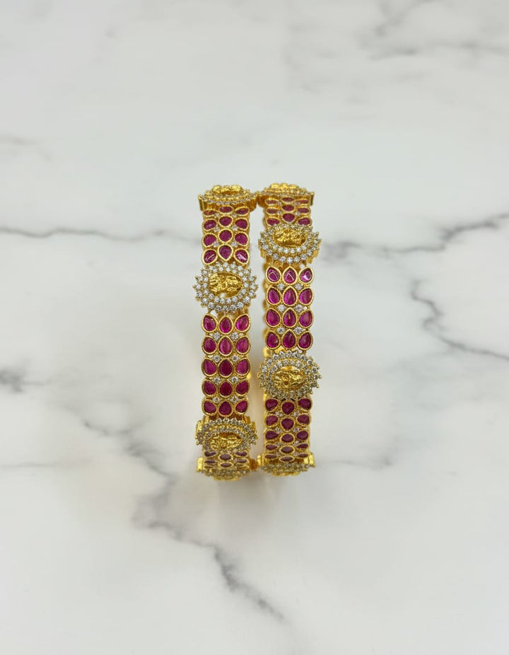 Kemp Stone Gold Finish Bangles