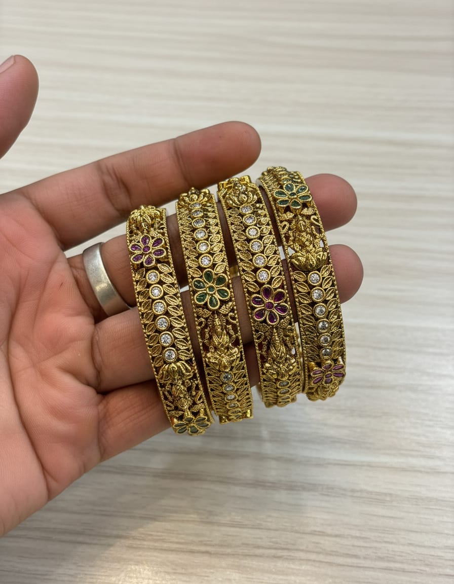 antique-finish-kemp-stone-bangles