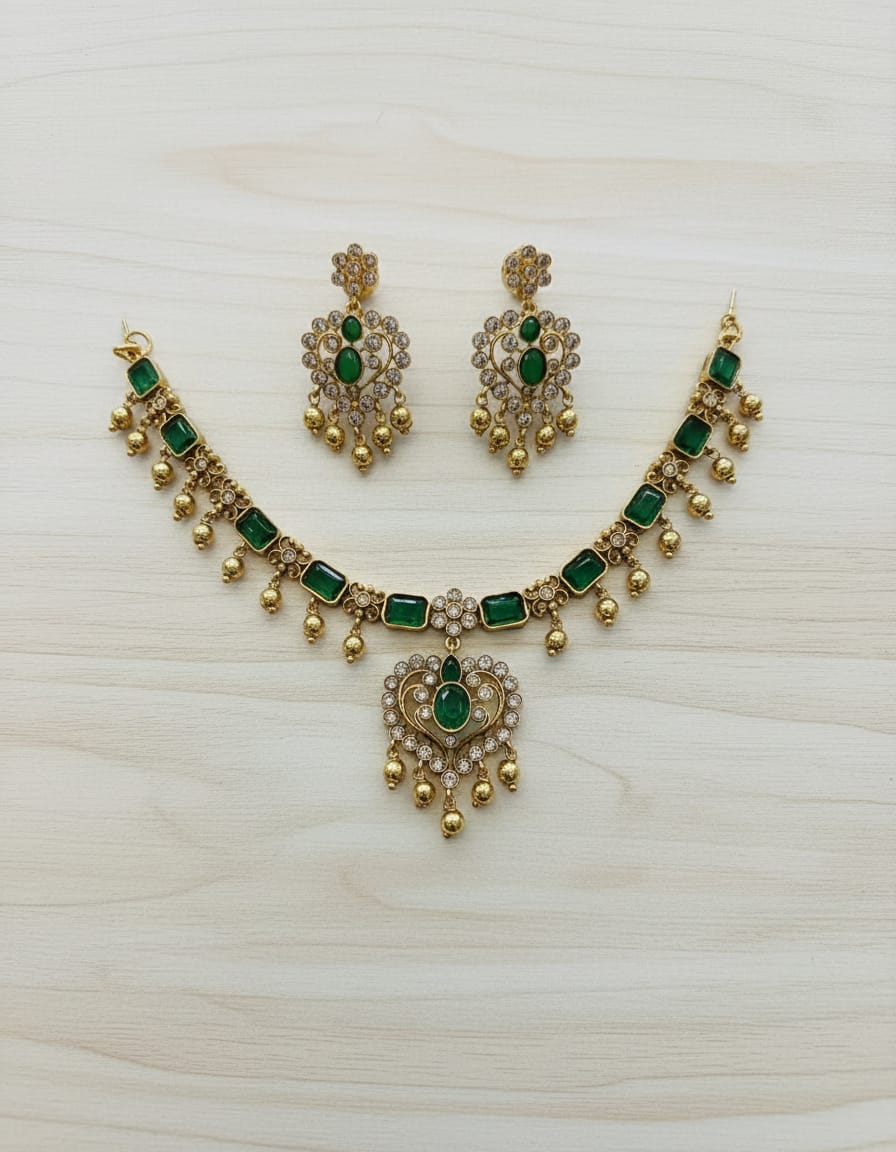 premium-emerald-ad-stone-necklace