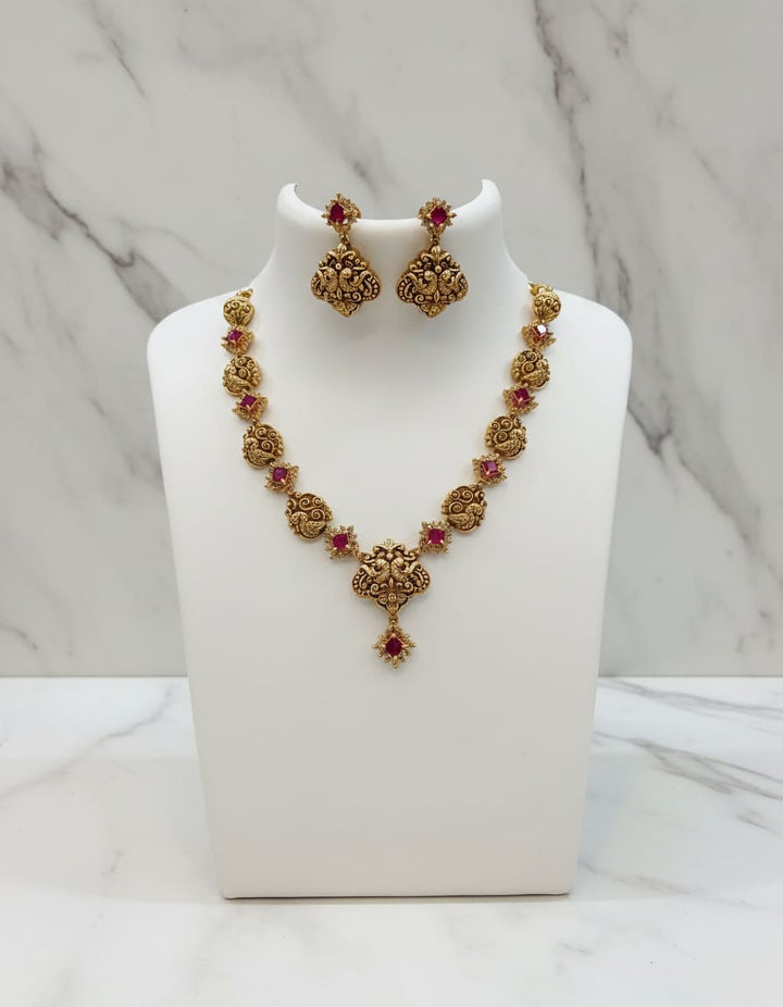 Antique Finish AD Stone Necklace Set