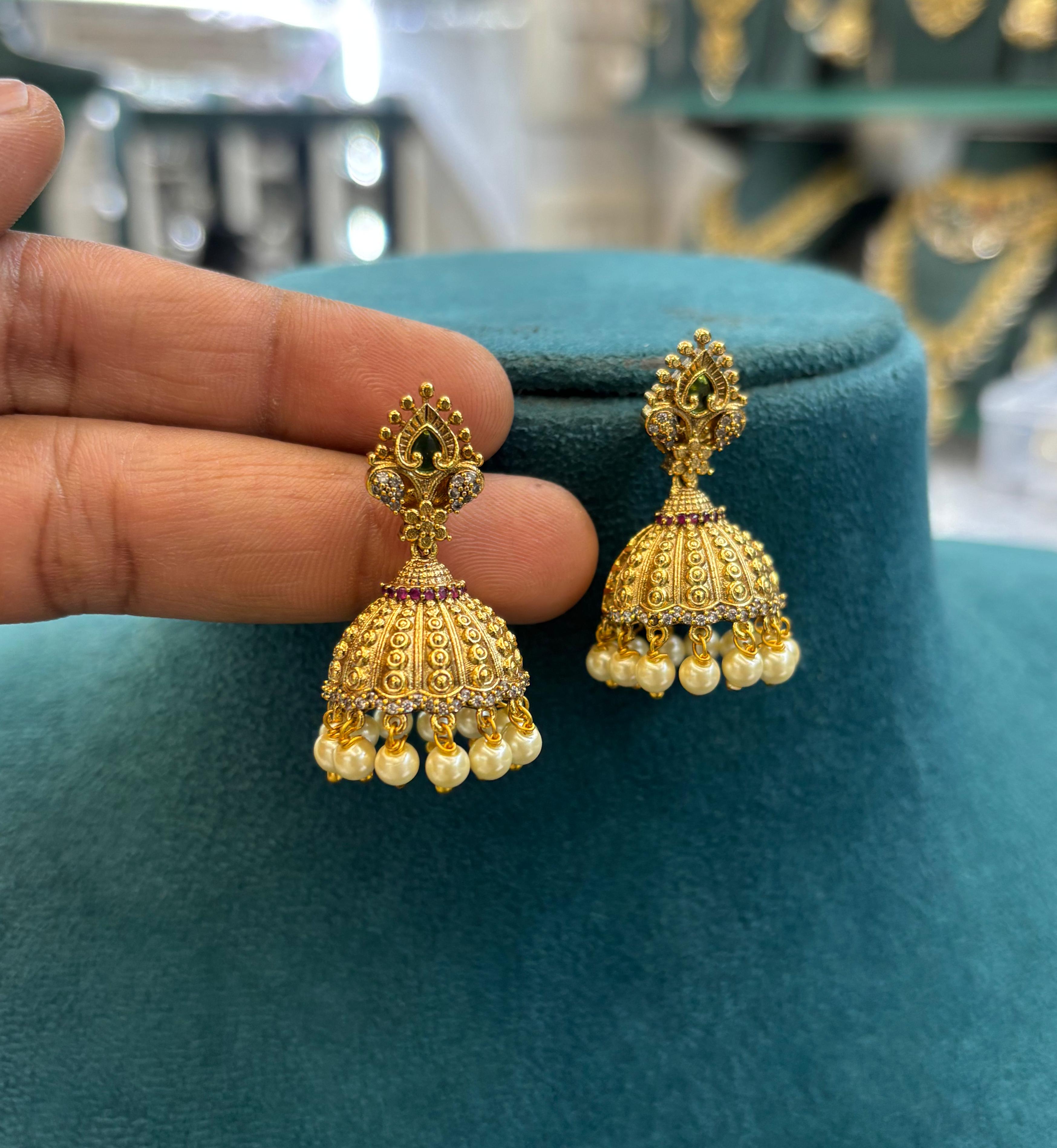 matt-finish-ad-stone-earrings