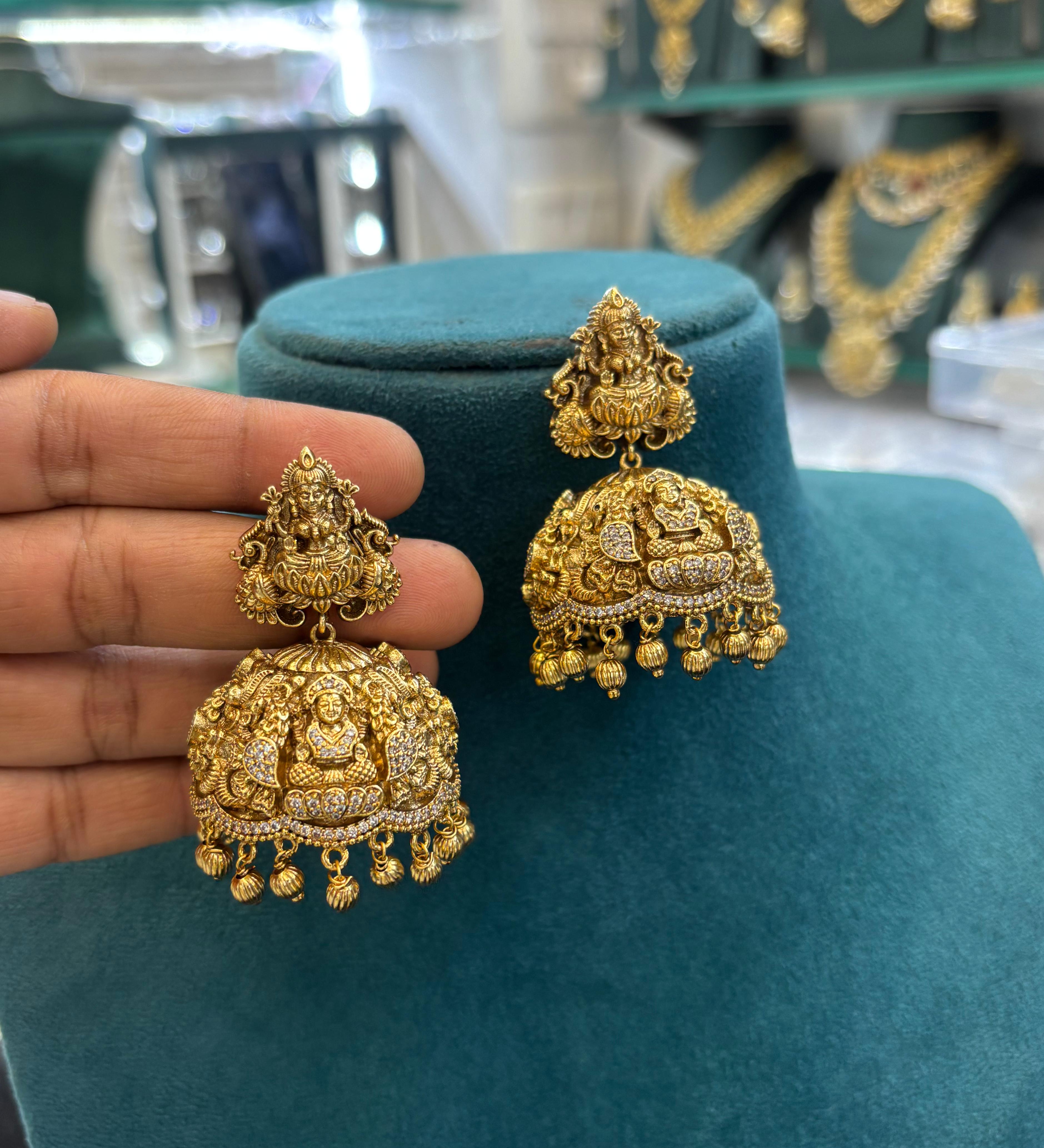 3d-design-heavy-jhumka-antique-finish