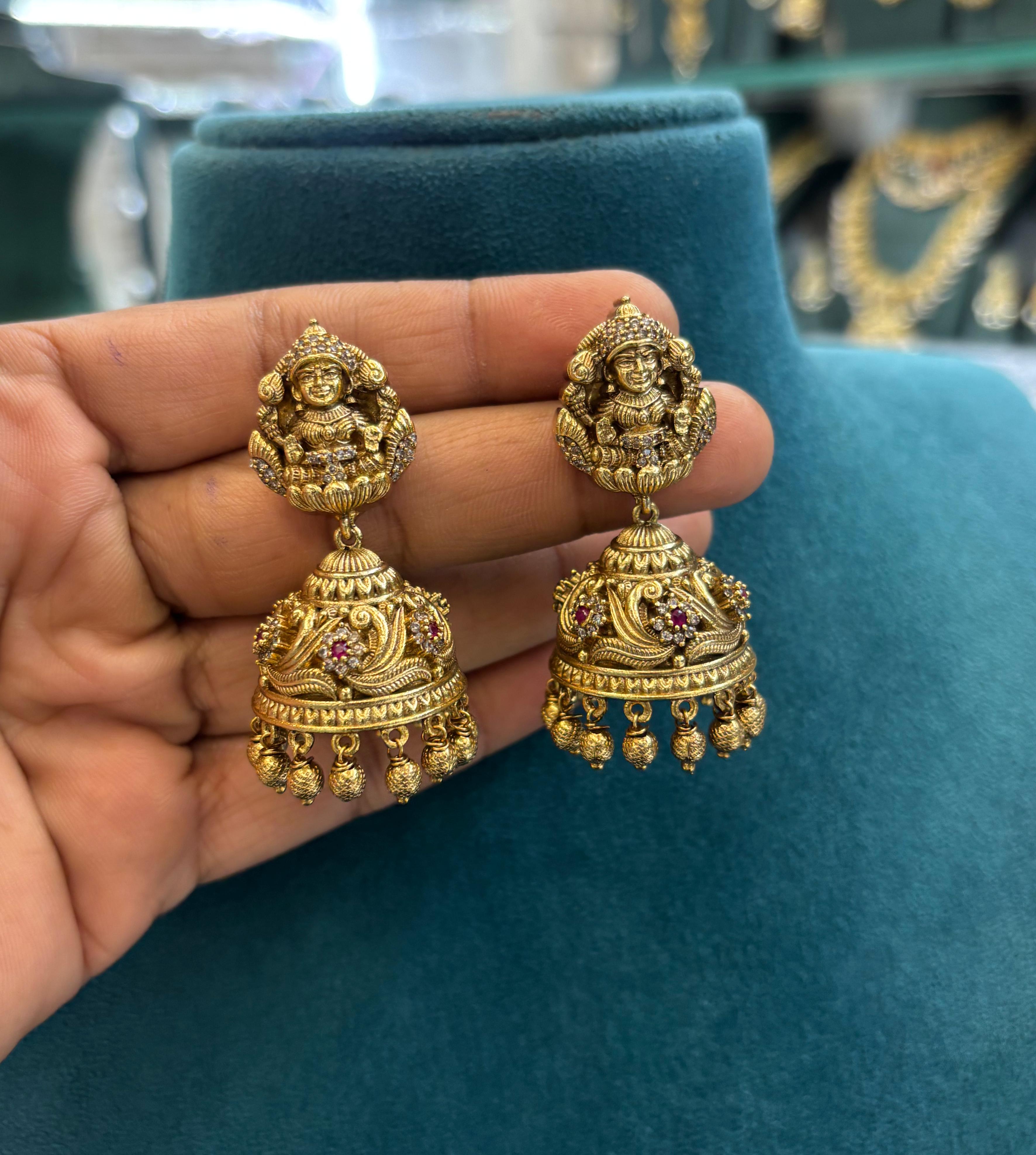 antique-finish-3d-design-earrings