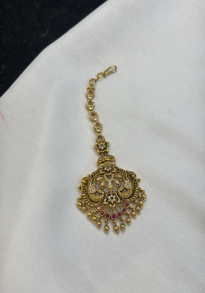Gold Finish Antique Chutti