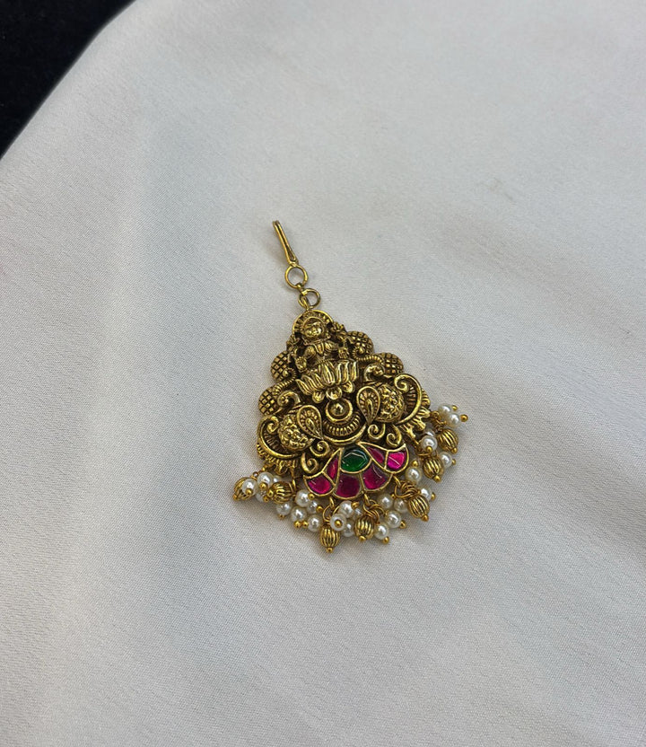 Antique Finish Gajalakshmi Chutti