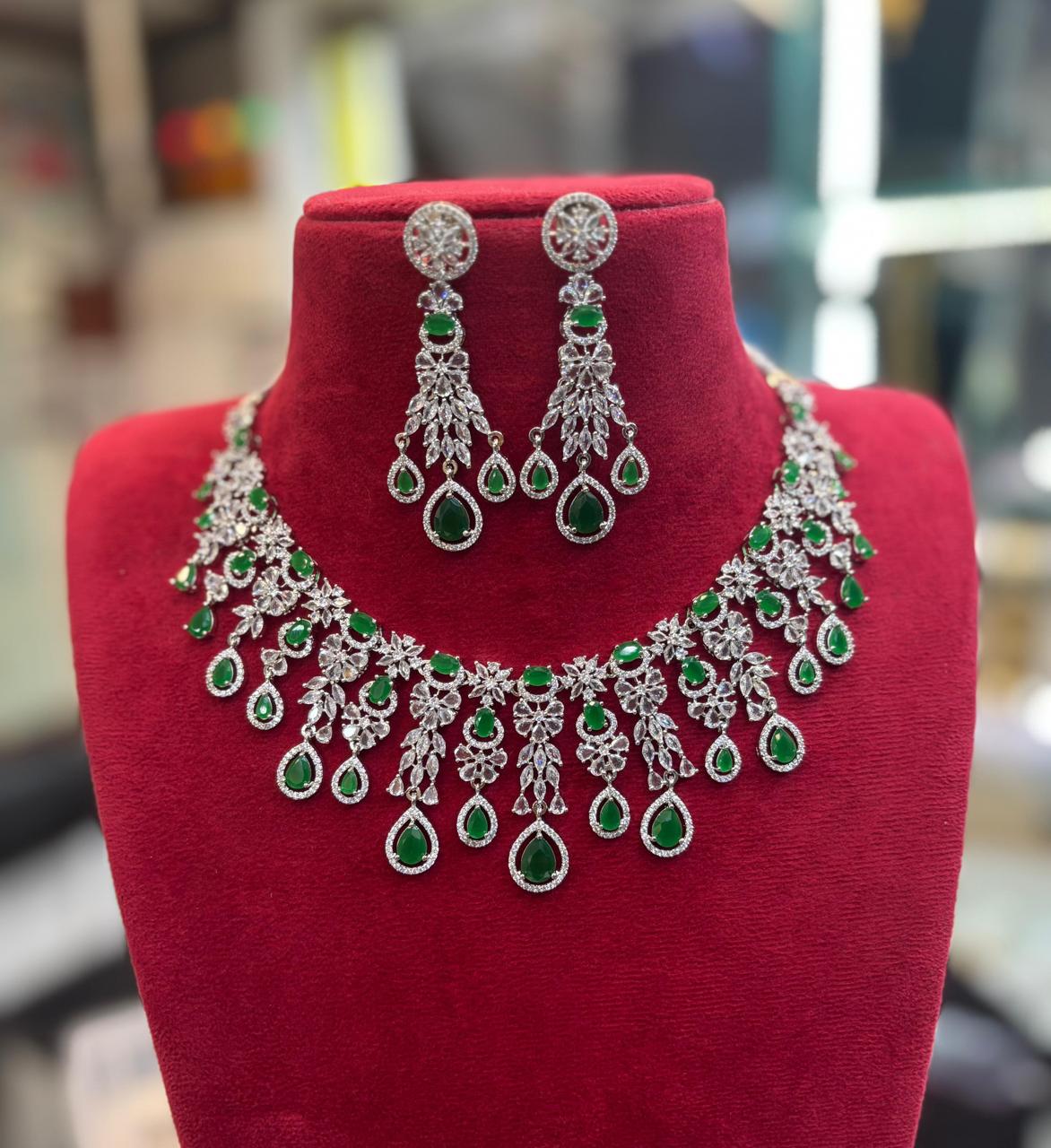silver-polish-ad-stone-necklace-set