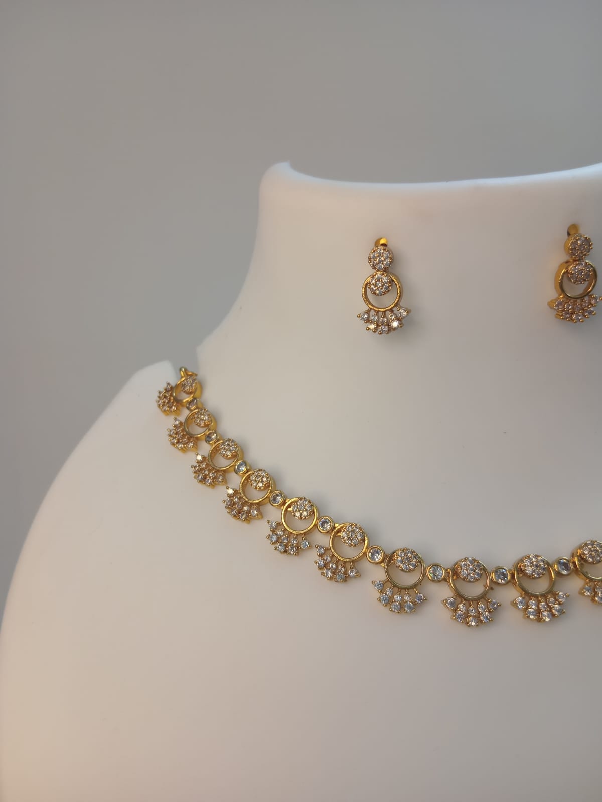 ad-stone-gold-finish-necklace-set