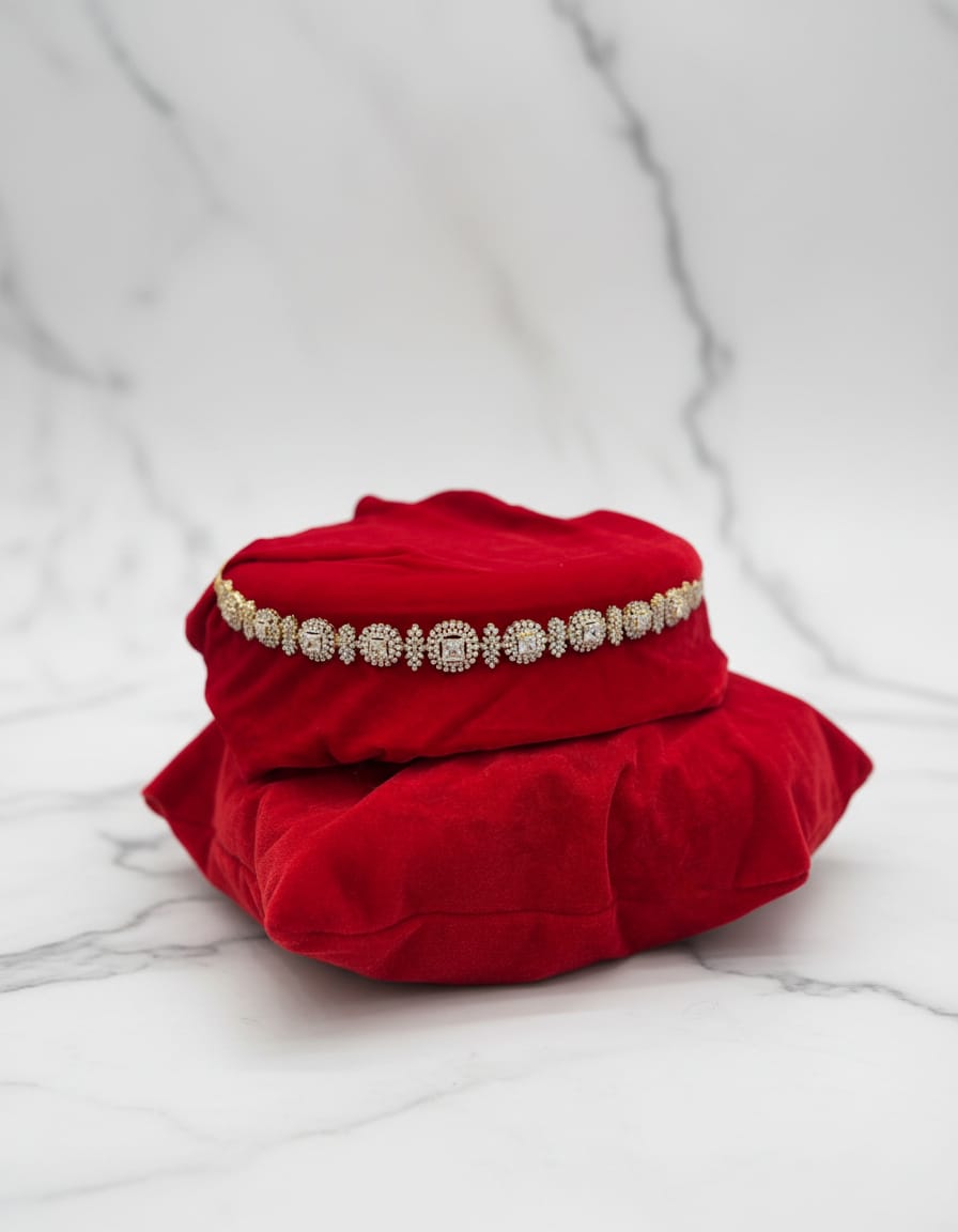 gj-polish-ad-stone-hip-chain