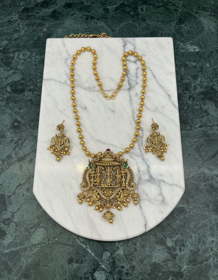 Antique Seetha Ramar Pendant Mid Haram Set