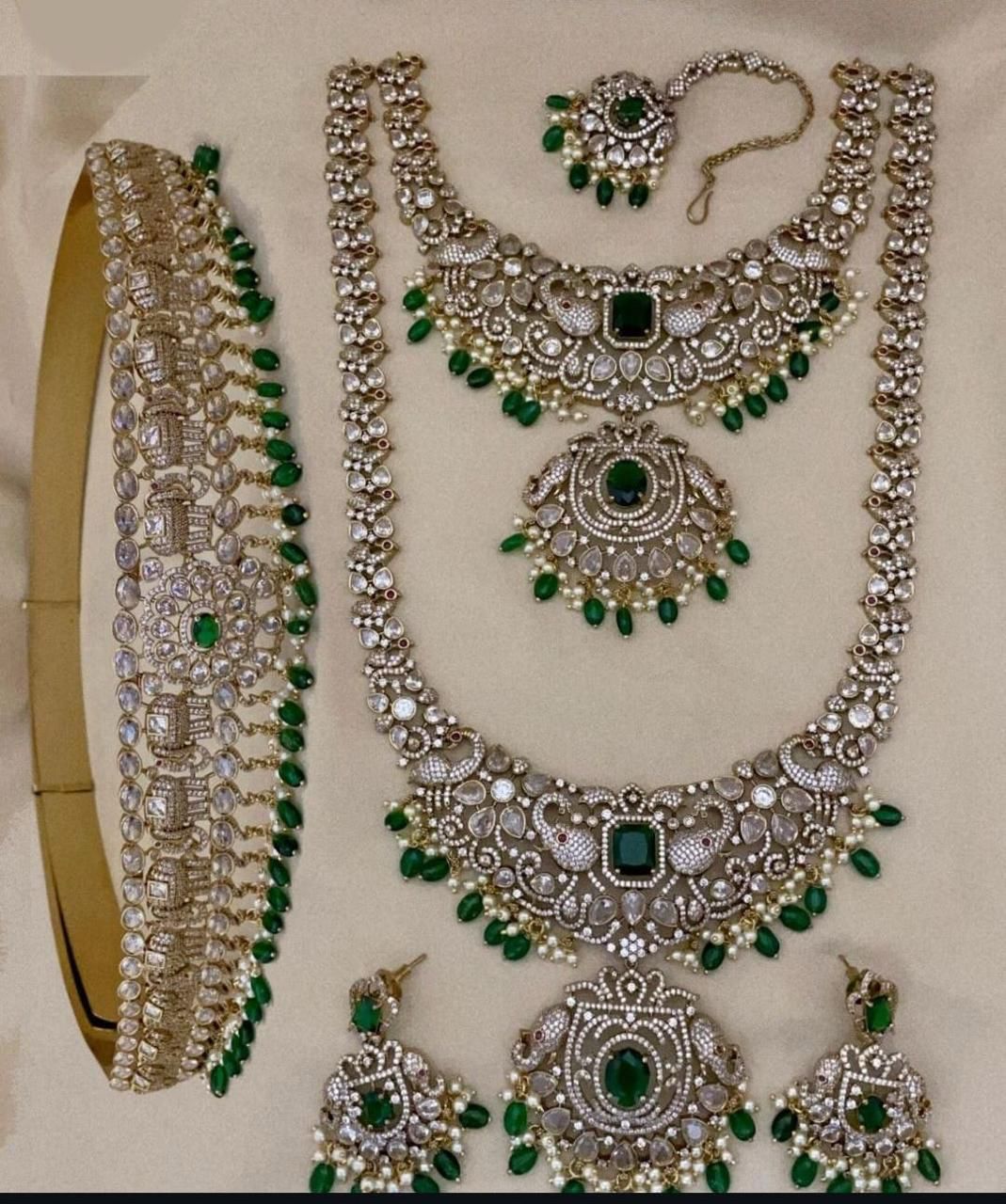victoria-polish-full-bridal-set