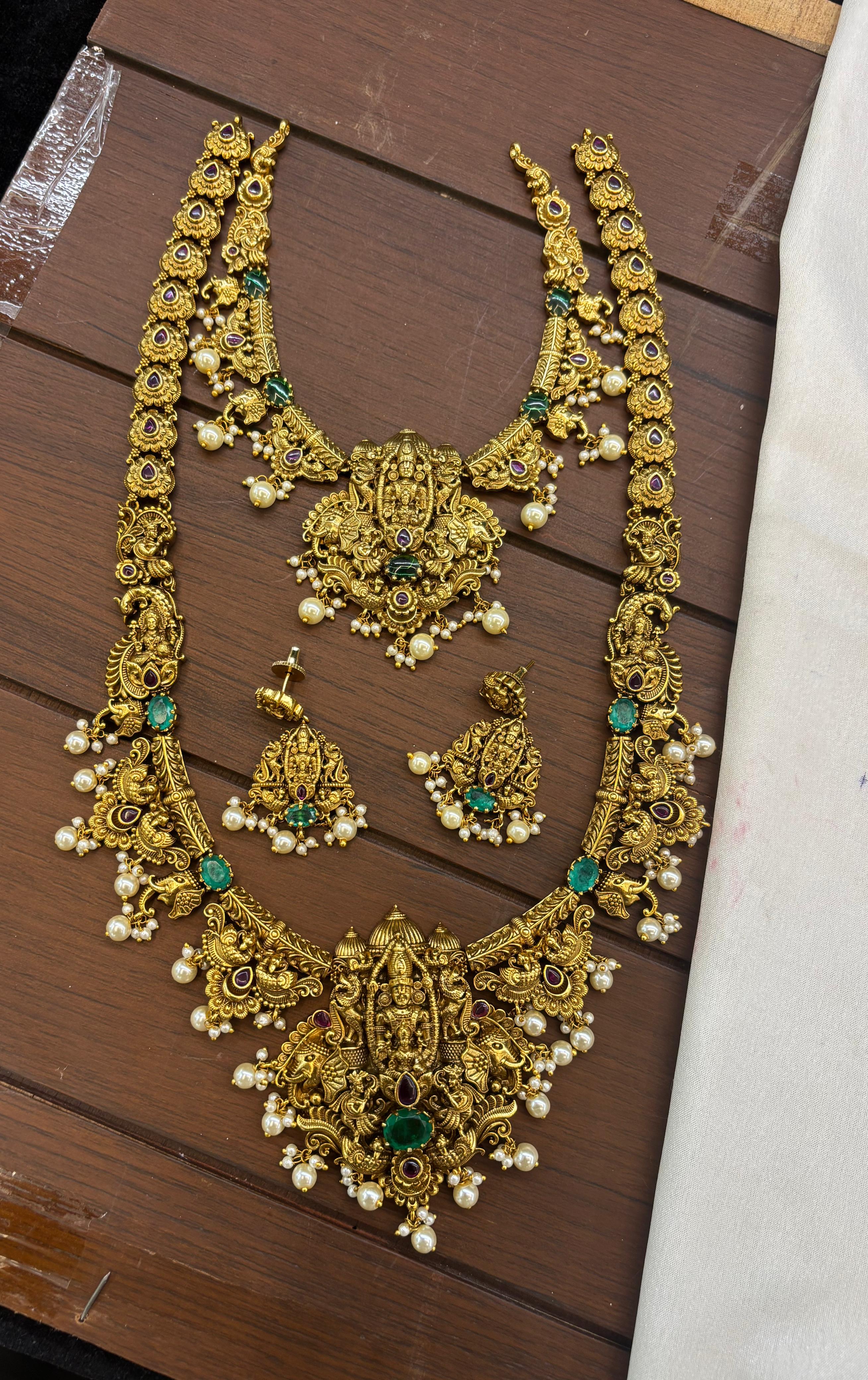 antique-finish-lakshmi-srinivasa-3d-bridal-set
