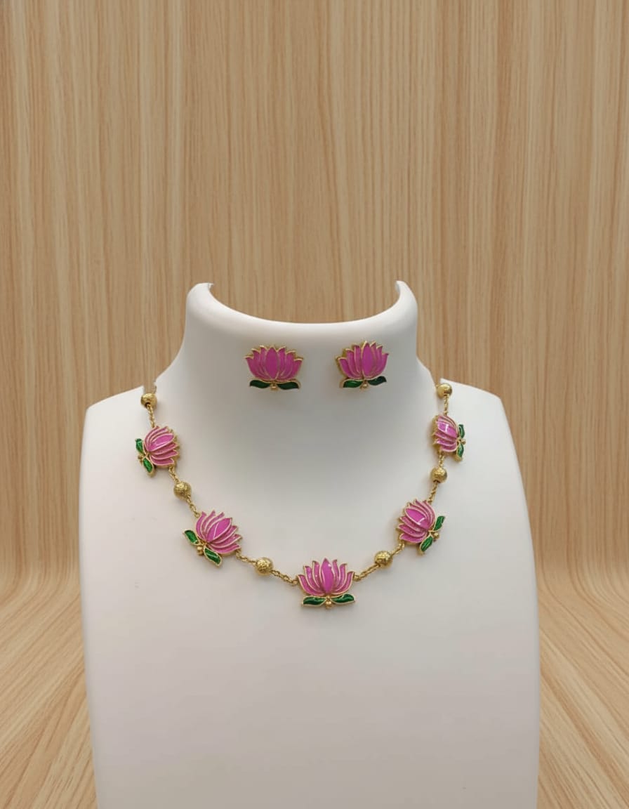 lotus-necklace-set-antique-finish