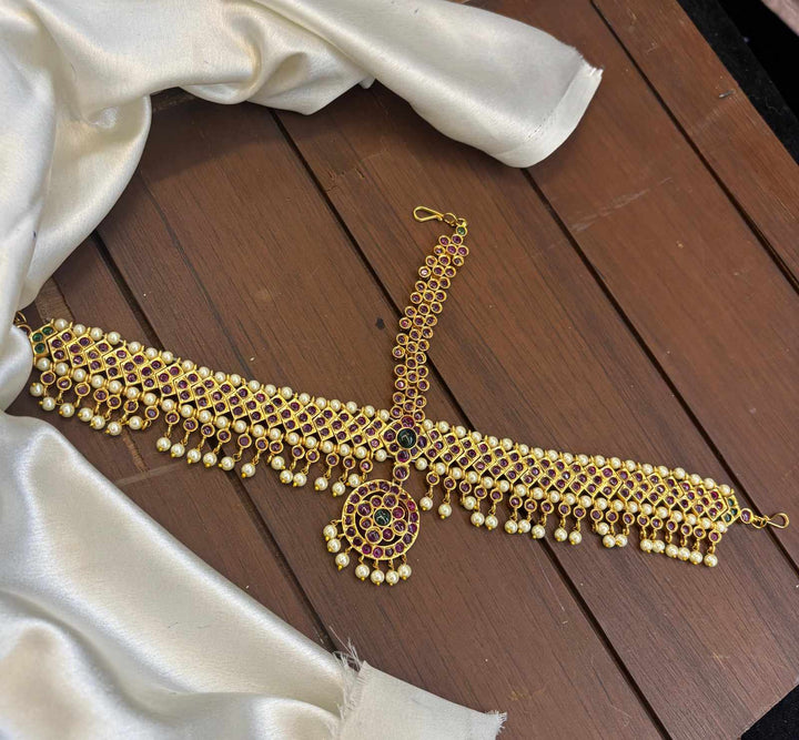 Gold Finish Kemp Stone Full Forehead Bride Chutti