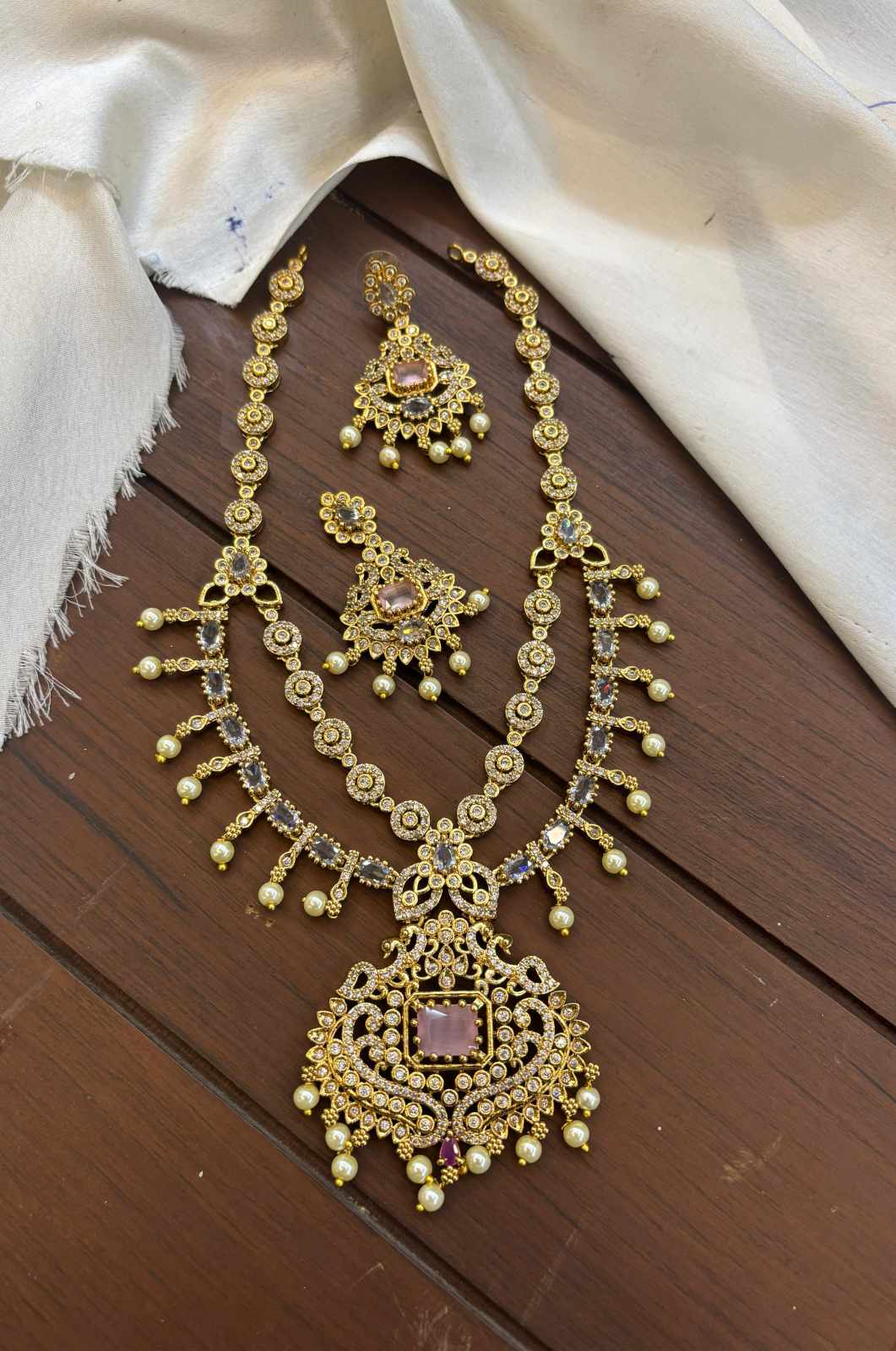 double-layer-ad-stone-necklace-set
