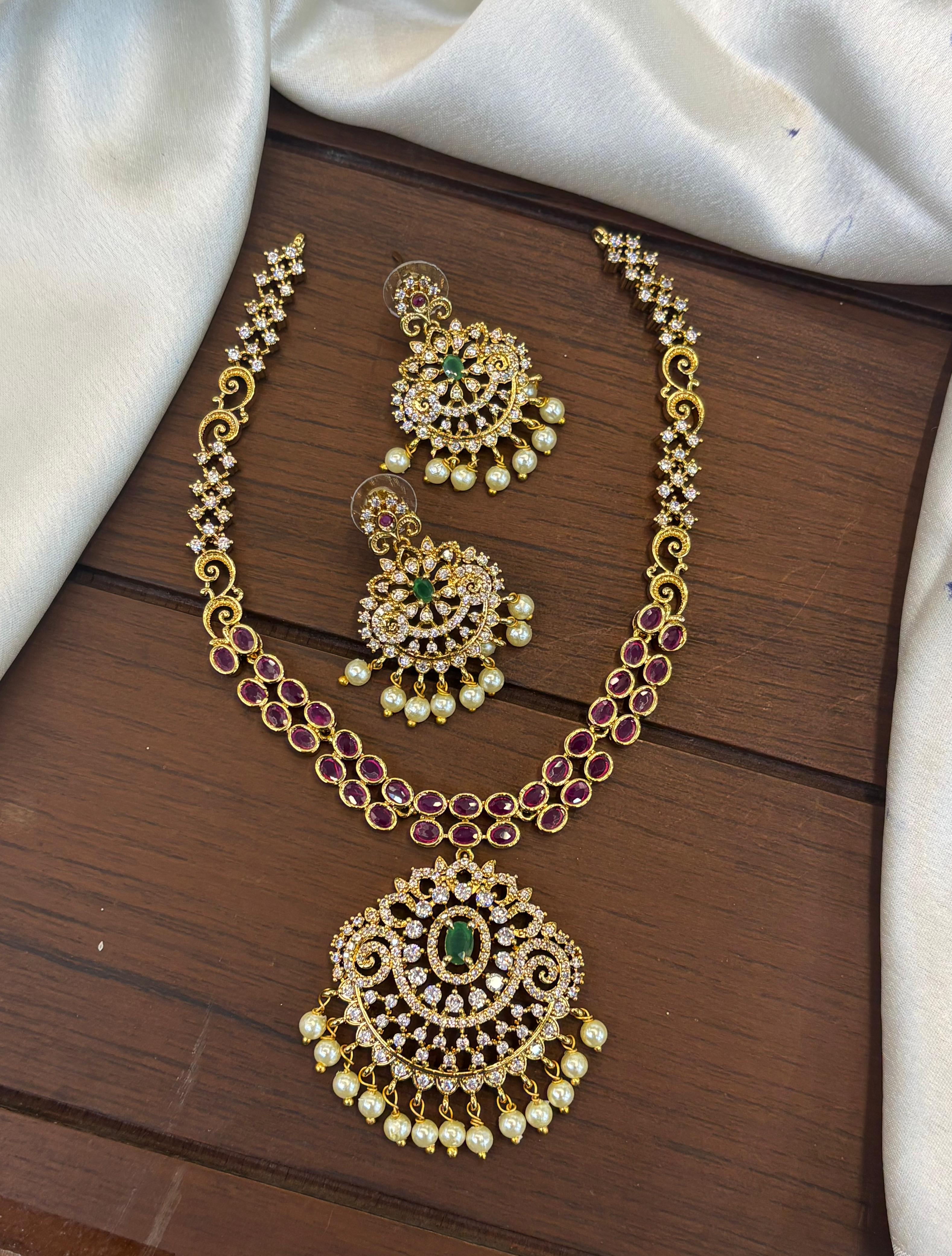 matt-finish-ad-stone-necklace-set