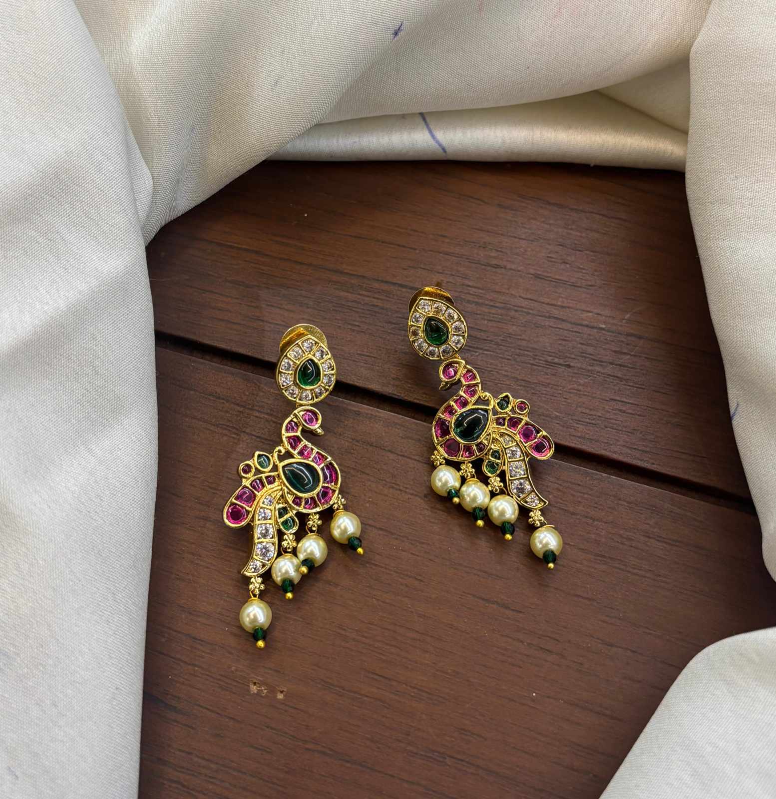 kemp-stone-matt-finish-earrings