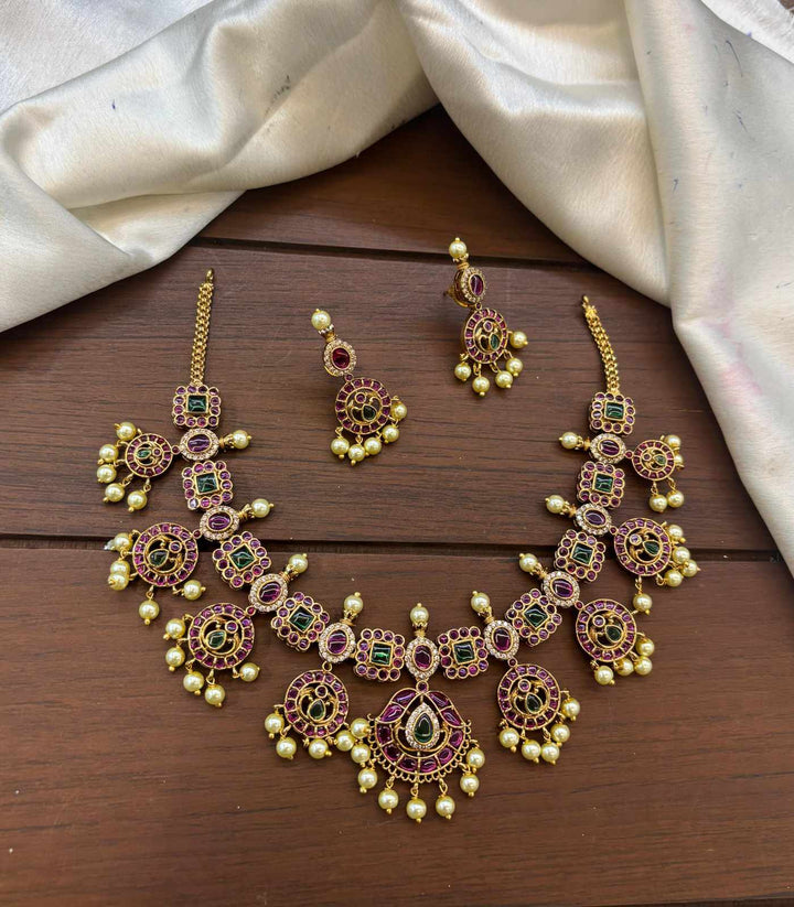 Gold Finish Kemp Stone Necklace Set