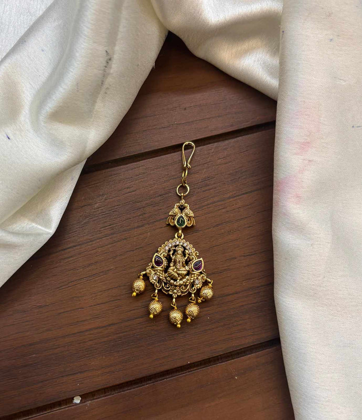 Antique Finish AD Stone Chutti